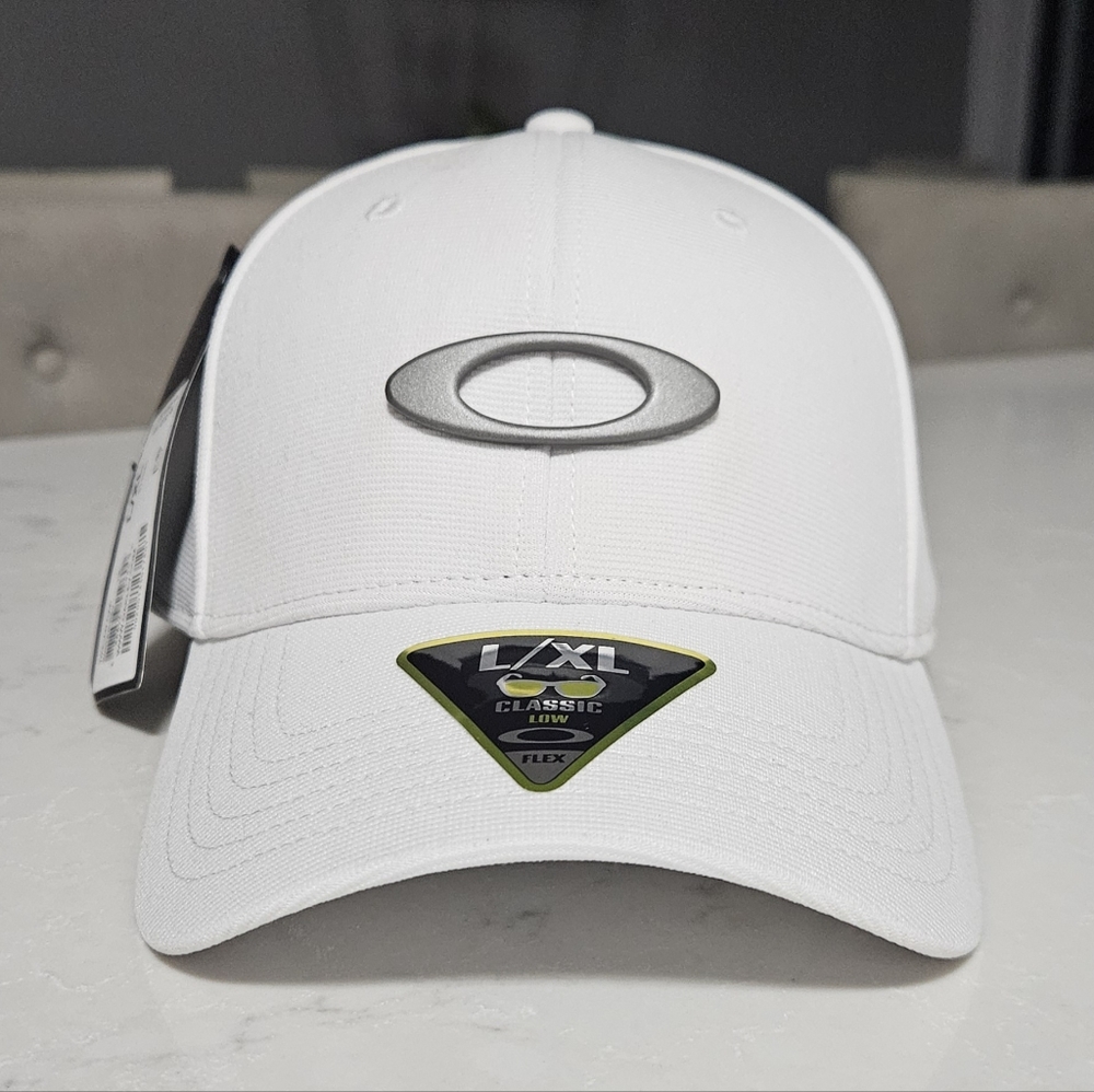 Oakley Golf Hat
